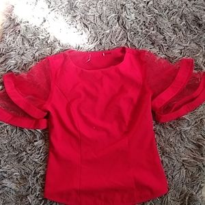Red poompla sleeve top